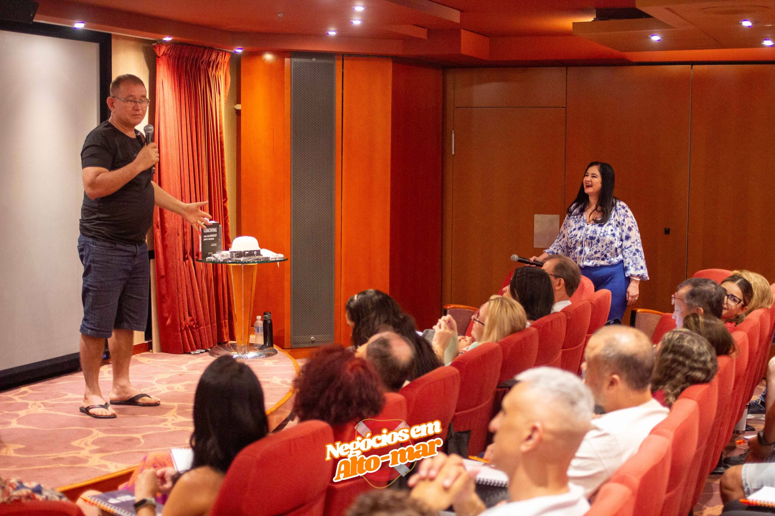 Negócios em Alto Mar [Segundo dia]-388